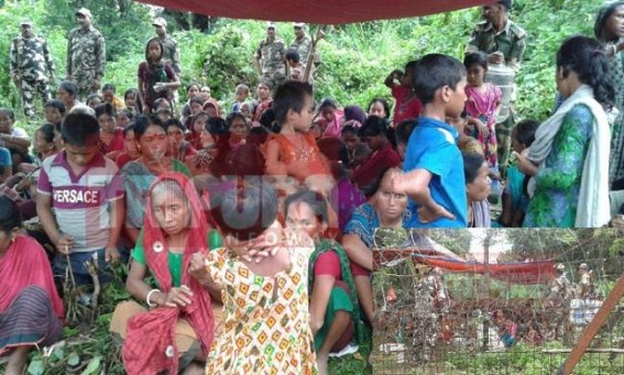 Over 250 helpless Bangladeshi Hindus face Islamic atrocities, homes destroyed, stranded at Champahowar(Khowai) border for India’s mercy : Minority appeasing Manik Sarkar Govt silent : Bangladesh turning a Jihadi country against the Hindus ? Over 250 helpless Bangladeshi Hindus face Islamic atrocities, homes destroyed, stranded at Champahowar(Khowai) border for India’s mercy : Minority appeasing Manik Sarkar Govt silent : Bangladesh turning a Jihadi country against the Hindus ?